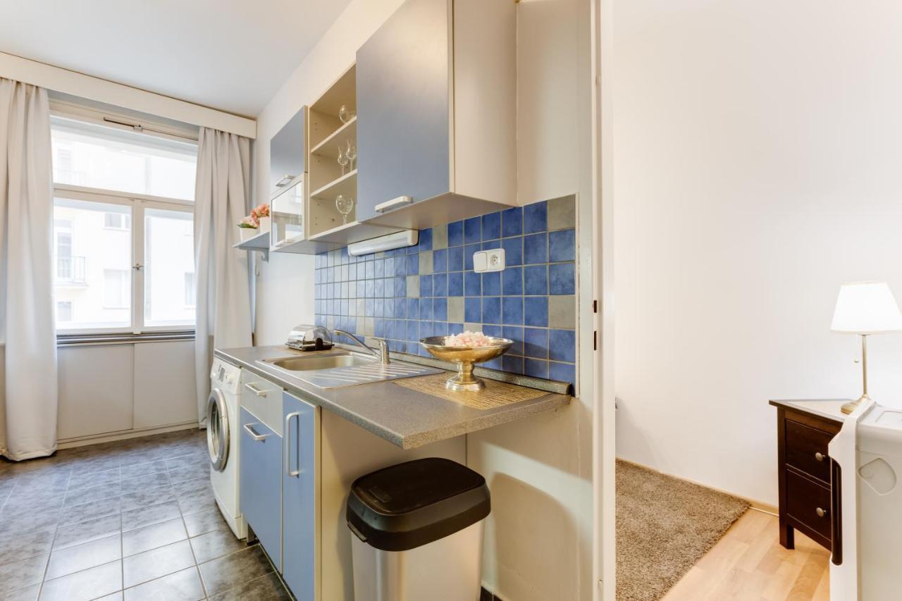 Exclusive Riverside Apartment In The Heart Of Prague Exterior photo